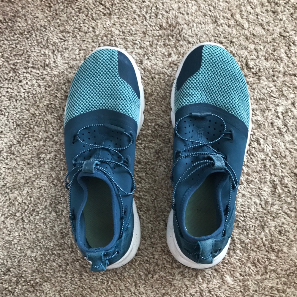 Under Armour shoes teal